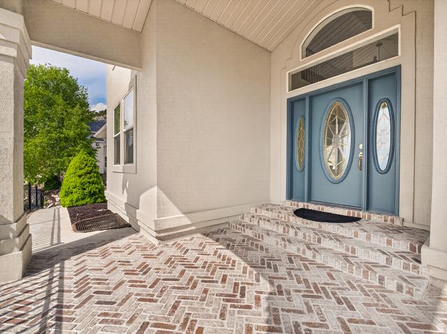 4282 N MILE HIGH DR, Provo, UT 84604