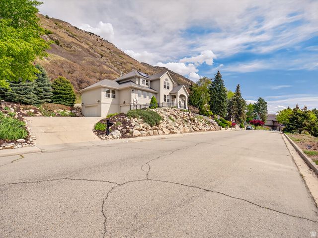 4282 N MILE HIGH DR, Provo, UT 84604