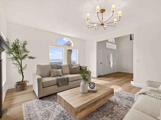 4282 N MILE HIGH DR, Provo, UT 84604
