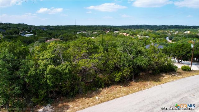 1040 Pinon Pass, Fischer, TX 78623