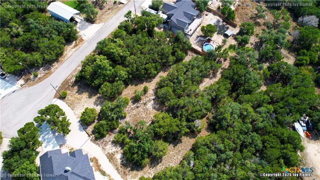 1040 Pinon Pass, Fischer, TX 78623