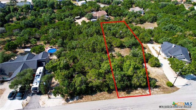 1040 Pinon Pass, Fischer, TX 78623