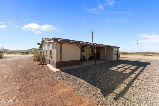 52218 N FOREPAUGH PEAK Road, Wickenburg, AZ 85390