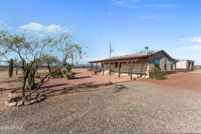 52218 N FOREPAUGH PEAK Road, Wickenburg, AZ 85390