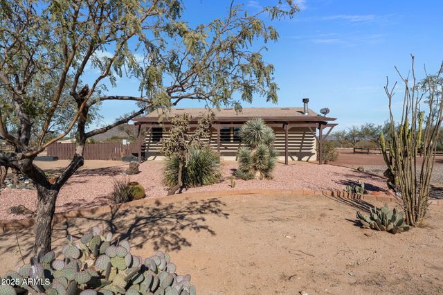 52218 N FOREPAUGH PEAK Road, Wickenburg, AZ 85390