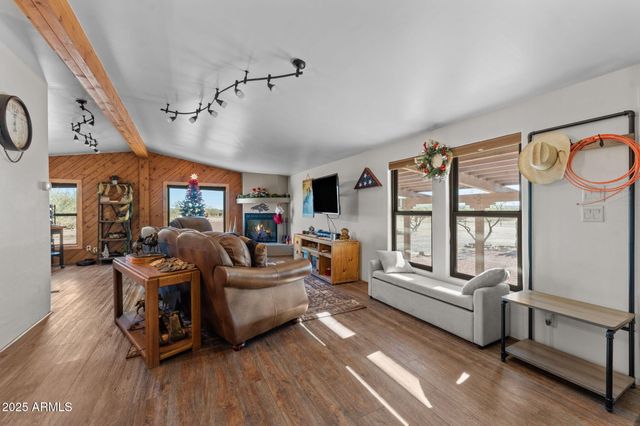 52218 N FOREPAUGH PEAK Road, Wickenburg, AZ 85390