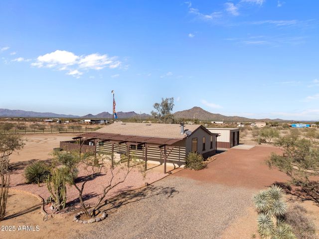 52218 N FOREPAUGH PEAK Road, Wickenburg, AZ 85390