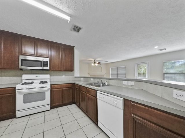 427 Northvalley Drive, Houston, TX 77073