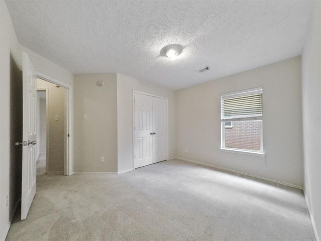427 Northvalley Drive, Houston, TX 77073