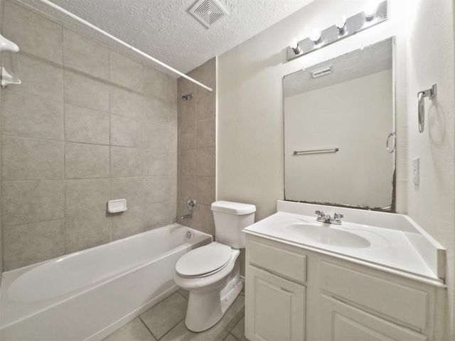 427 Northvalley Drive, Houston, TX 77073