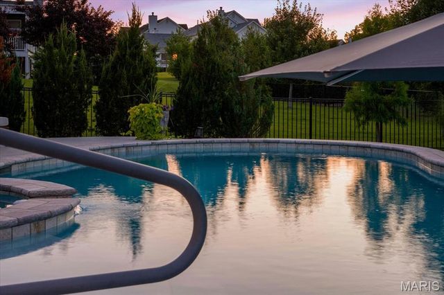 16955 Pine Summit Drive, Chesterfield, MO 63005