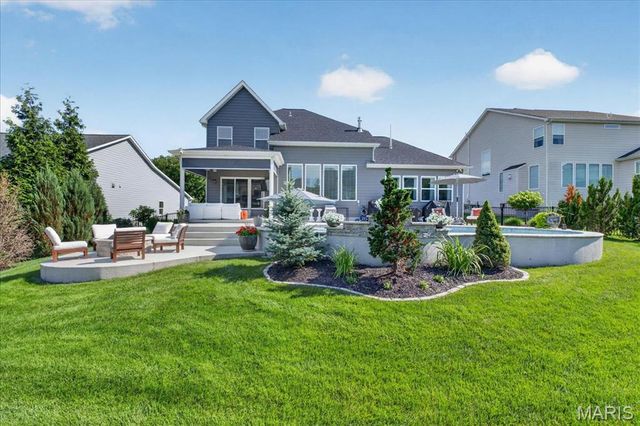 16955 Pine Summit Drive, Chesterfield, MO 63005