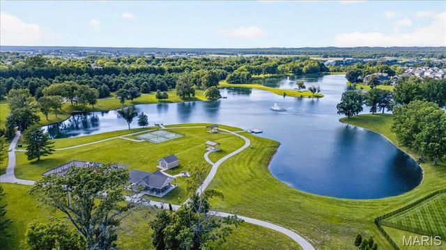 16955 Pine Summit Drive, Chesterfield, MO 63005