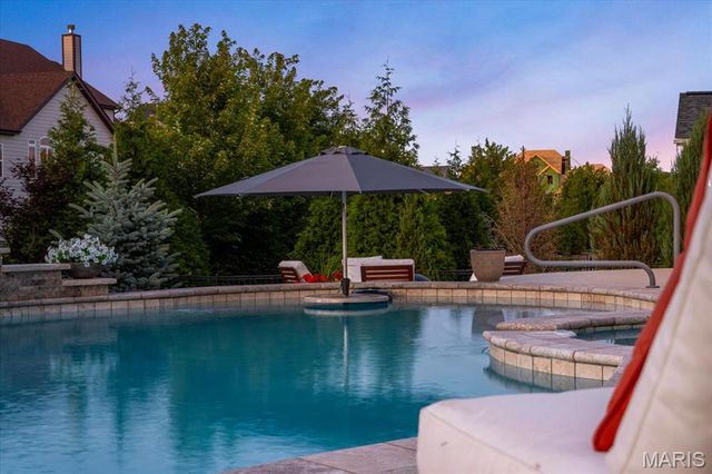 16955 Pine Summit Drive, Chesterfield, MO 63005