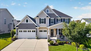16955 Pine Summit Drive, Chesterfield, MO 63005