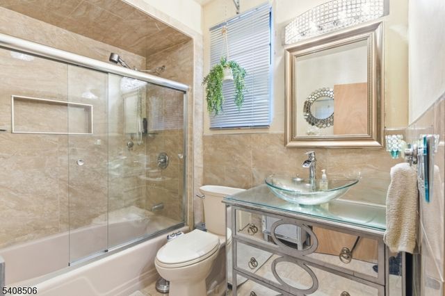 350 Greylock Pkwy, Belleville Twp., NJ 07109