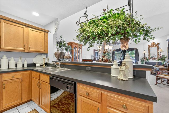 4483 White Leaf Way, Columbus, OH 43228