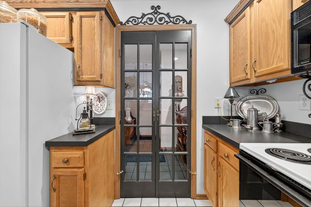 4483 White Leaf Way, Columbus, OH 43228