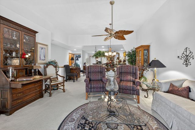 4483 White Leaf Way, Columbus, OH 43228