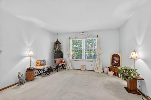 4483 White Leaf Way, Columbus, OH 43228