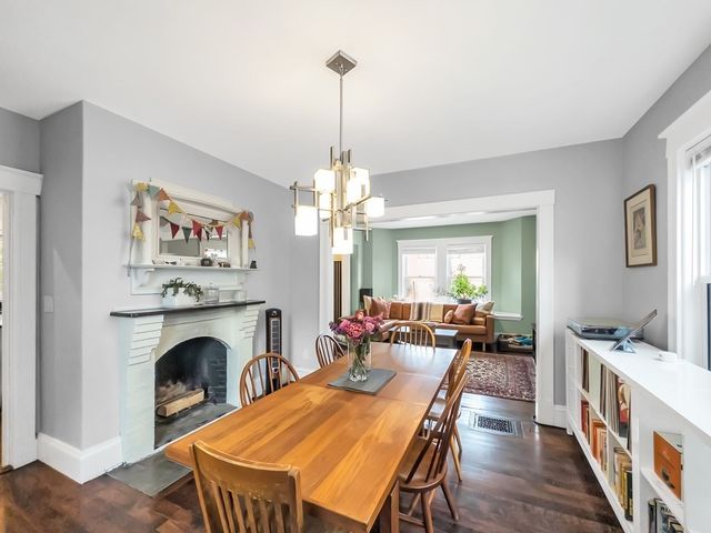 18 Alberta St, Boston, MA 02132