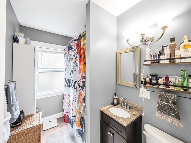 18 Alberta St, Boston, MA 02132