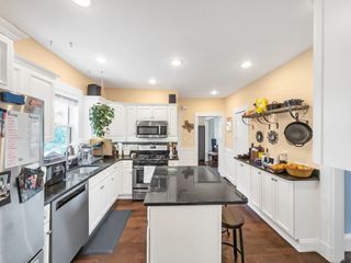 18 Alberta St, Boston, MA 02132
