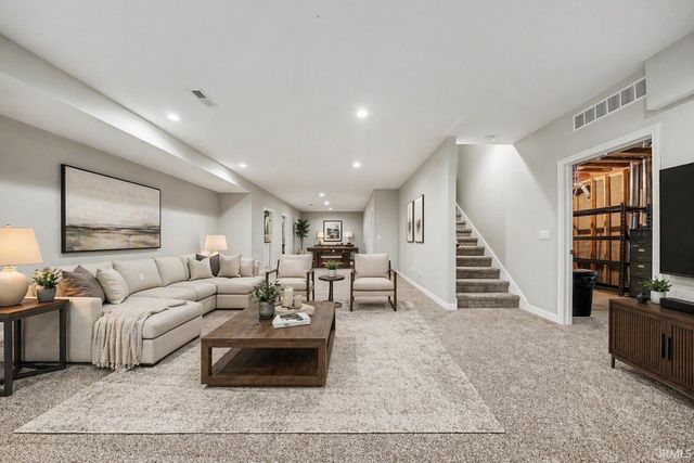 1810 Alfton Court, South Bend, IN 46614