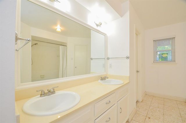 710 S Fry Road, Katy, TX 77450