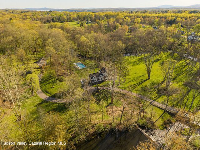 28 Stonybrook Road, Tivoli, NY 12583