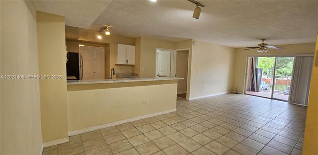 3870 Lyons Rd 209-8, Coconut Creek, FL 33073