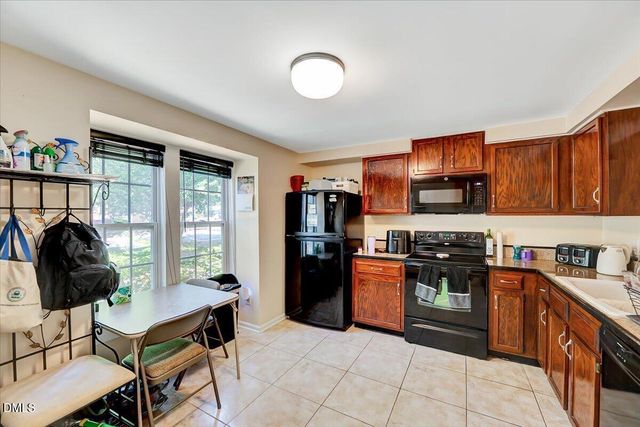 601 Middleton Avenue, Cary, NC 27513