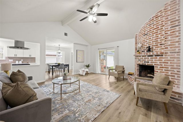 518 Whitecap Drive, El Lago, TX 77586