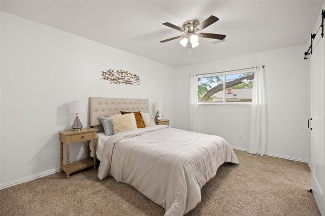518 Whitecap Drive, El Lago, TX 77586