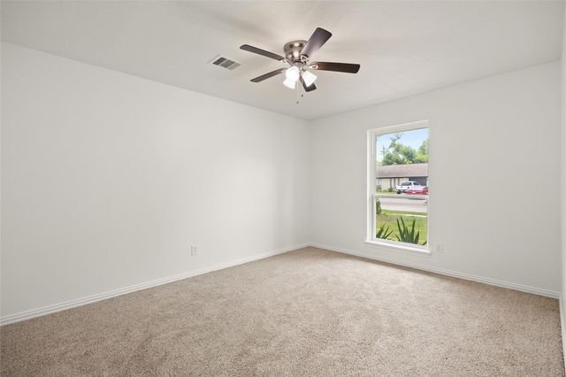 518 Whitecap Drive, El Lago, TX 77586