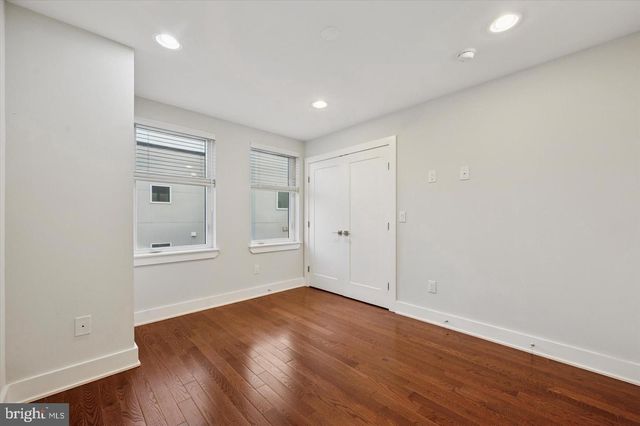 192 W OXFORD ST, Philadelphia, PA 19122