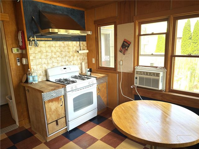 1317 Beechview Ave, Beechview, PA 15216