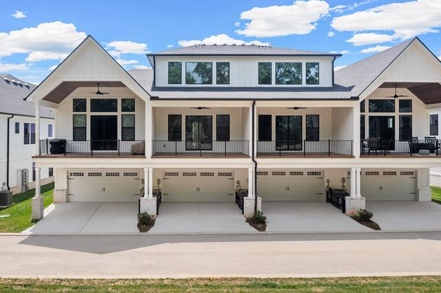 2100 Conductor Ln, Thompsons Station, TN 37179