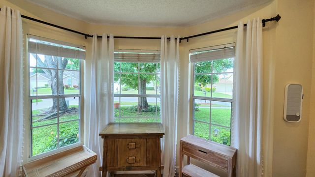 13053 Meadowbreeze Drive, Wellington, FL 33414