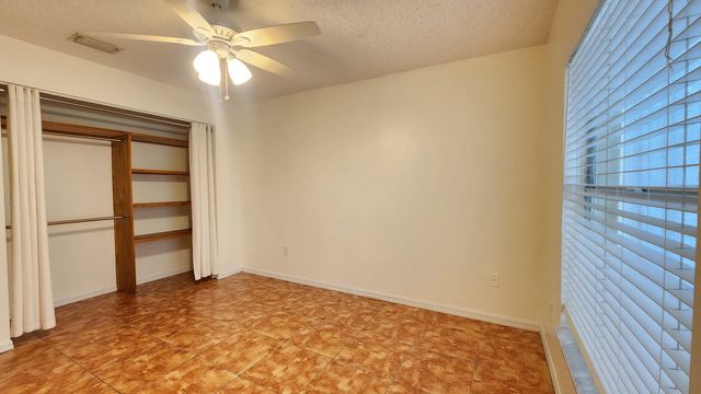 13053 Meadowbreeze Drive, Wellington, FL 33414