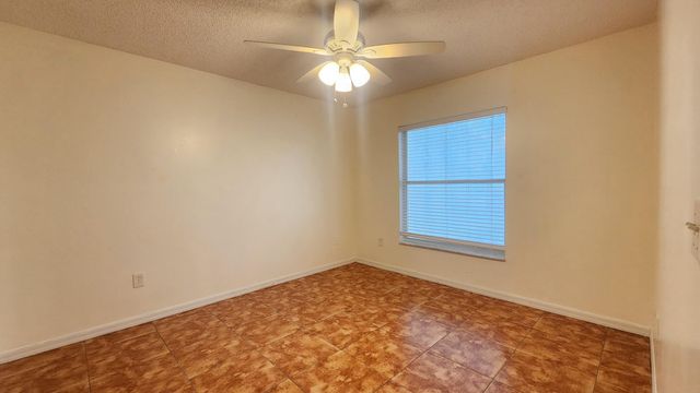 13053 Meadowbreeze Drive, Wellington, FL 33414