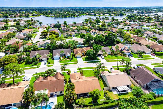 13053 Meadowbreeze Drive, Wellington, FL 33414