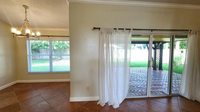 13053 Meadowbreeze Drive, Wellington, FL 33414