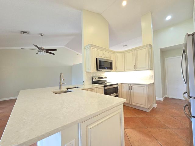 13053 Meadowbreeze Drive, Wellington, FL 33414