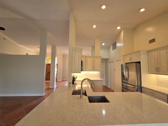 13053 Meadowbreeze Drive, Wellington, FL 33414