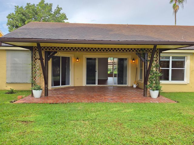 13053 Meadowbreeze Drive, Wellington, FL 33414