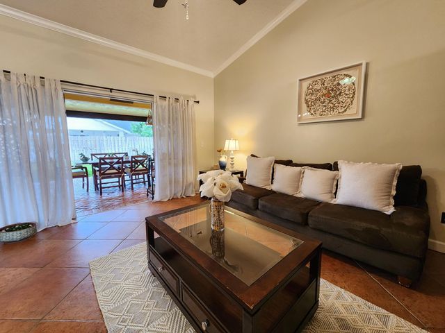 13053 Meadowbreeze Drive, Wellington, FL 33414