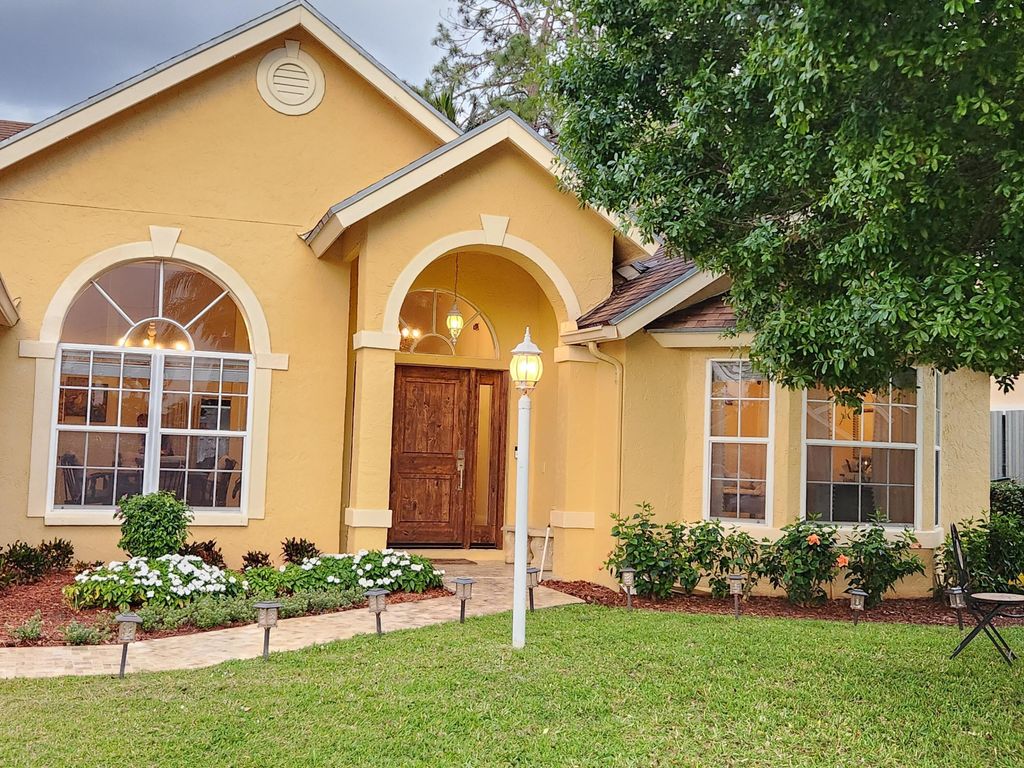 13053 Meadowbreeze Drive, Wellington, FL 33414