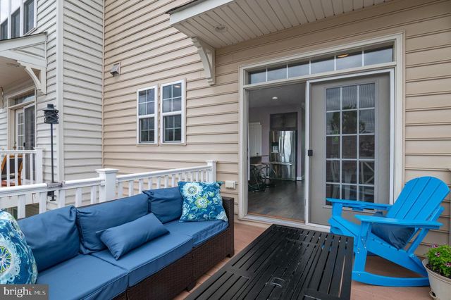 1211 SHENANDOAH SQ N, Brunswick, MD 21716