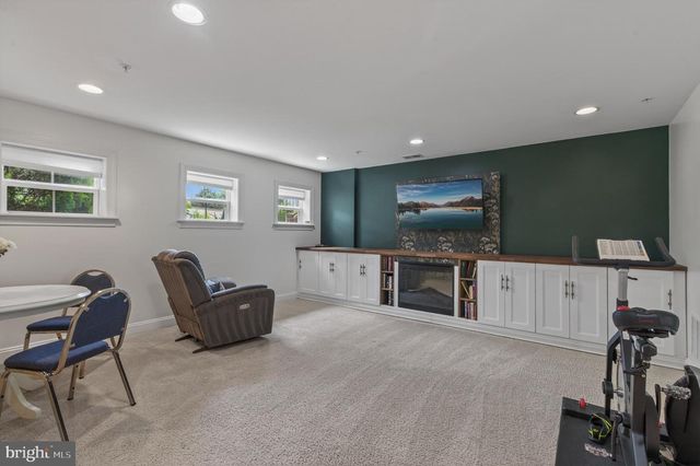 1211 SHENANDOAH SQ N, Brunswick, MD 21716